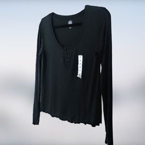 SO Long Sleeve Crop Top Size Medium NWT